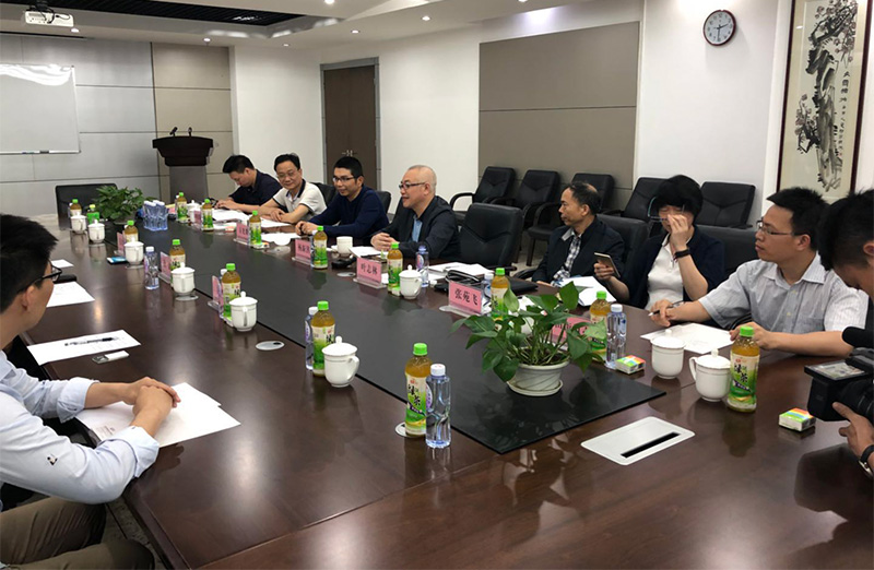 深圳市统计局局长杨新洪一行莅临333体育公司参观调研